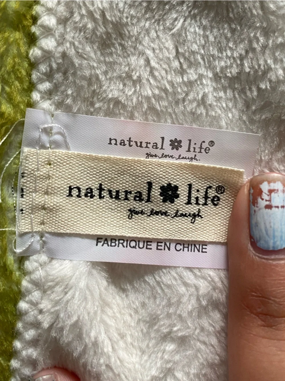 NATURAL LIFE Multicolor 'Live Happy' Floral Blanket